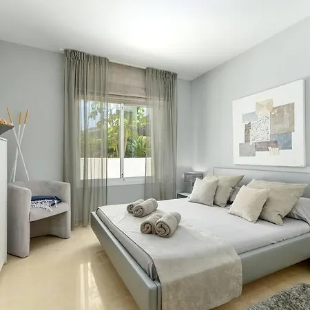Appartement Modern In Alcazaba Lagoon Estepona