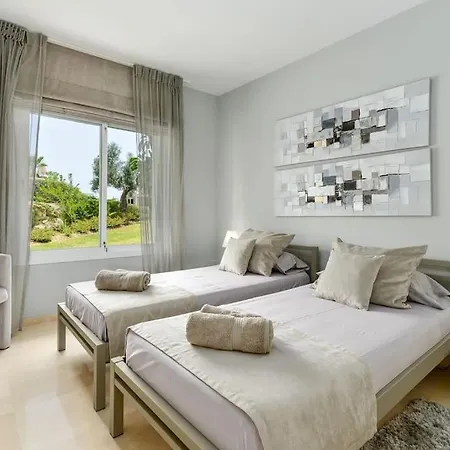 Modern In Alcazaba Lagoon Appartement Estepona